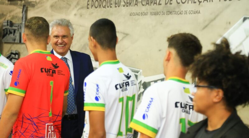 CAIADO-RECEBE-SELECAO-GOIANA-QUE-VAIA-FINAL-DA-TACA-DAS-FAVELAS