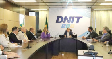 Prefeito se reúne com diretor geral do DNIT