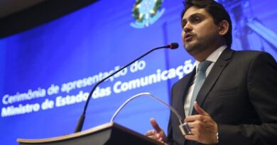 Juscelino Filho destacou que esforços serão direcionados a ações que viabilizem a democratização do acesso à internet e contribuam para desenvolvimento socioeconômico do país