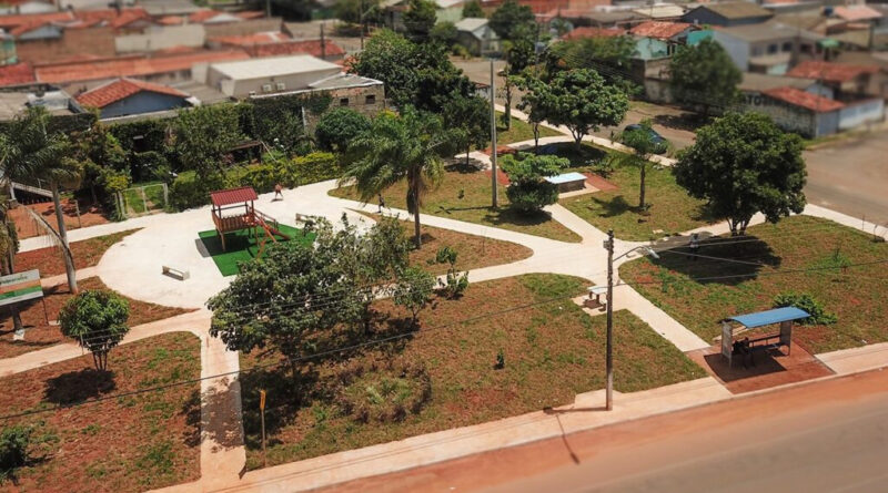 Praça da Etapa D sendo revitalizada