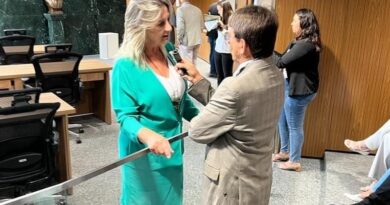 Em entrevista à Rádio Supra FM de Luziânia, Dra. Zeli destaca o protagonismo do Entorno na Assembleia Legislativa