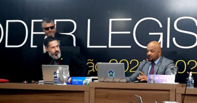 Vereadores Alceu Gomes e Flávio Lopes, presidente da Casa de Leis