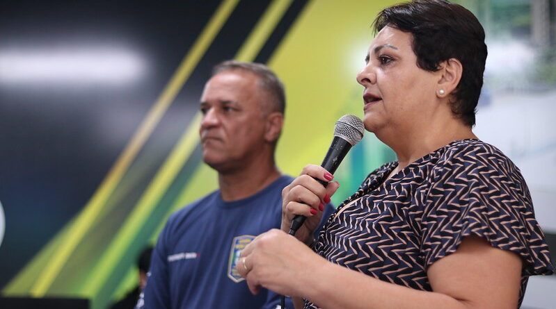 Secretária de Educação, prof. Rudilene Nobre