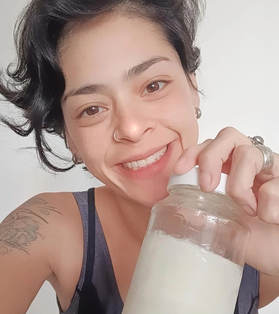 Professora de pilates Mariana Yamada é doadora de leite humano