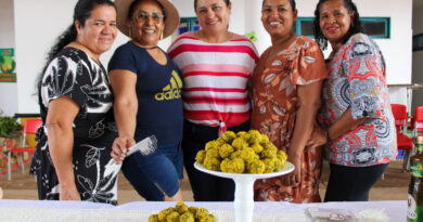 Educadoras da Chapada dos Guimarães, MT, durante o programa de formação Cozinhas & Infâncias - Crédito: Lenia Freitas