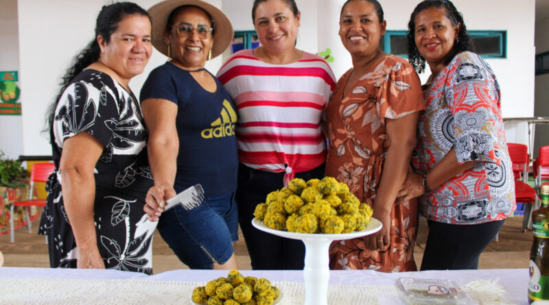 Educadoras da Chapada dos Guimarães, MT, durante o programa de formação Cozinhas & Infâncias - Crédito: Lenia Freitas