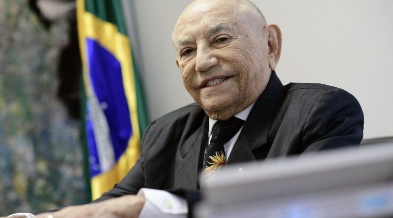Morre ex governador de Tocantins, Siqueira Campos
