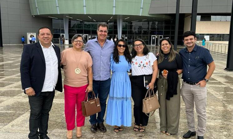 O evento aconteceu na Assembleia Legislativa do Goiás, promovido pelo Ministério da Educação e pela Secretaria Estadual de Educação