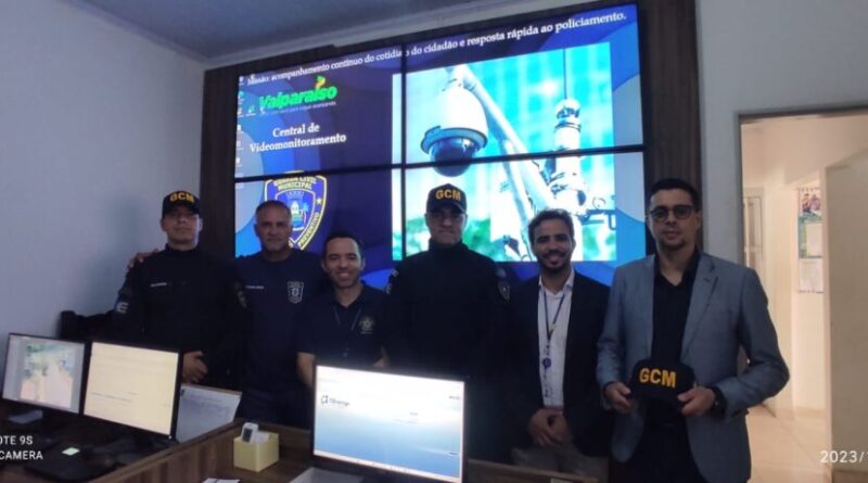 Integrantes do Ministério da Justiça realizam visita técnica na sala de videomonitoramento da Guarda Municipal