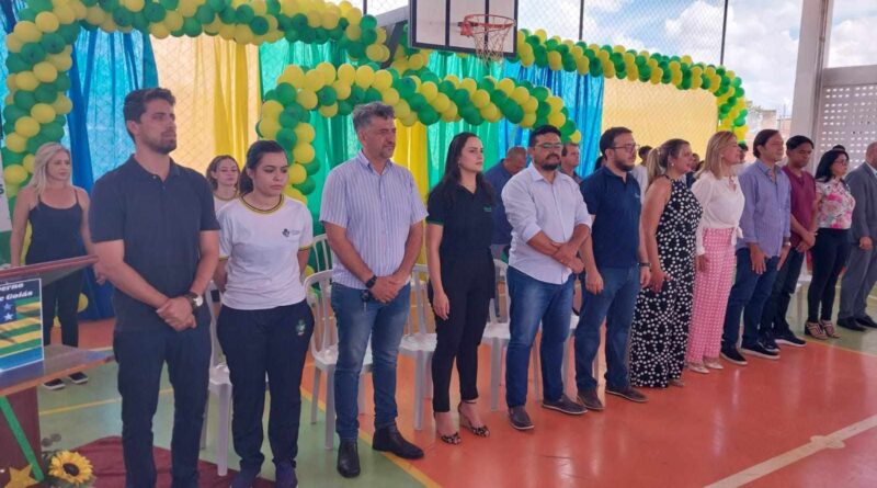 Quadra Poliesportiva do CEPI Desembargador Dilermando Meireles, inaugurada em clima de muita alegria