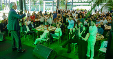Durante o evento, Caiado destacou a importância da imprensa do interior para o desenvolvimento de Goiás
