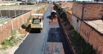 Rua Tupi, localizada no bairro Chácaras Anhanguera, recebeu um novo asfalto,