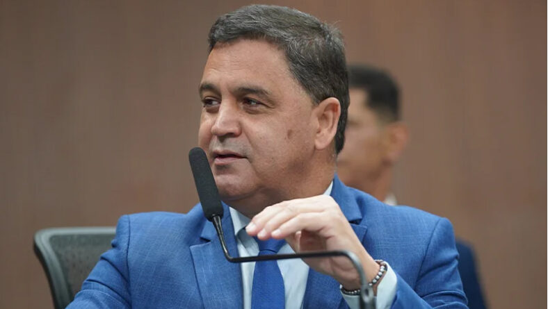 Deputado Wilde Cambão