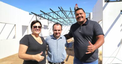 O prefeito Pábio Mososro e a secretária de Educação, Rudilene Nobre estão realizando visitas técnicas nas escolas municipais que estão em obras
