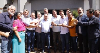 Governo Municipal de Valparaíso de Goiás fortalece frota de veículos para infraestrutura com emenda parlamentar do deputado federal Adriano do Baldy