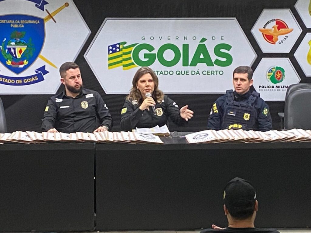 Delegada Rafaela Azzi afirma que houve mudança de comportamento das quadrilhas em função da forte repressão ao crime em Goiás (Foto: Polícia Civil)