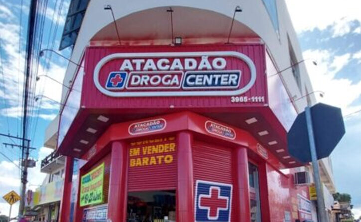 Drogaria Atacadão DrogaCenter abre as portas para a comunidade de Valparaíso e região