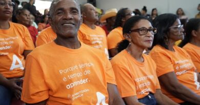 Turma da alfabetização em família na cidade de Cavalcante (Foto: Seduc)