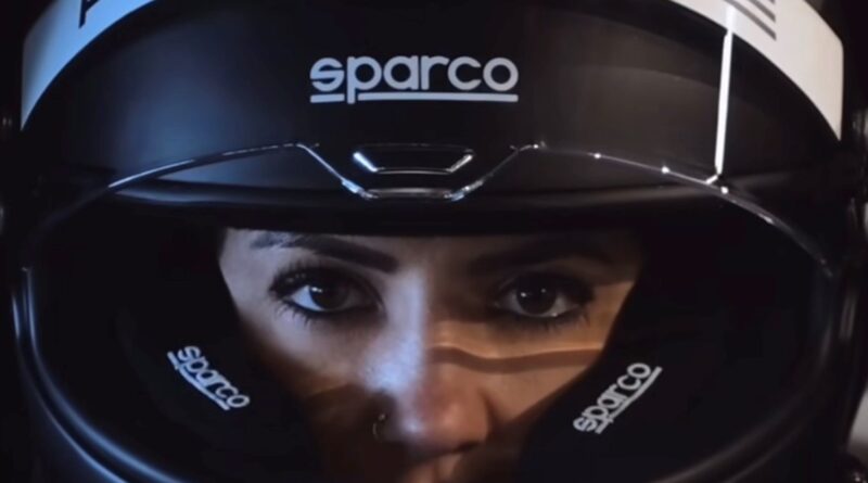 Letícia Bufoni é a mais nova pilota do time Mobil™ feminino na Porsche Cup