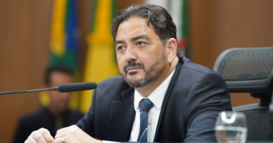 Deputado Talles Barreto