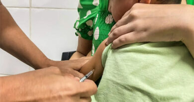 A meta de Goiás é vacinar no mínimo 95% de crianças. (Foto: Iron Braz)