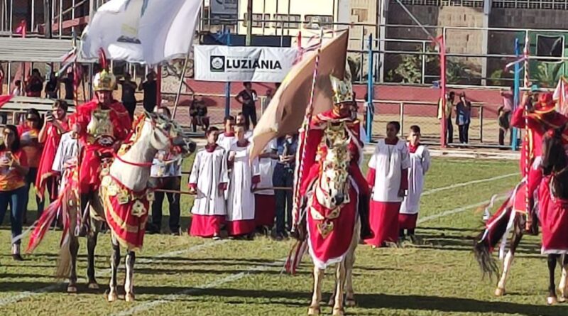 Pela segunda vez consecutiva, Luziânia – única cidade do Entorno do Distrito Federal, participa do Circuito de Cavalhadas, com outros 14 municípios goianos