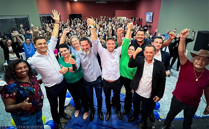 O lançamento da pré candidatura de Alceu Gomes contou com a presença de diversas personalidades influentes do cenário político local e regional