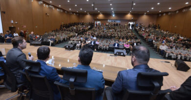 Sessão solene de entrega do Certificado de Mérito Legislativo aos policiais militares do Estado de Goiás