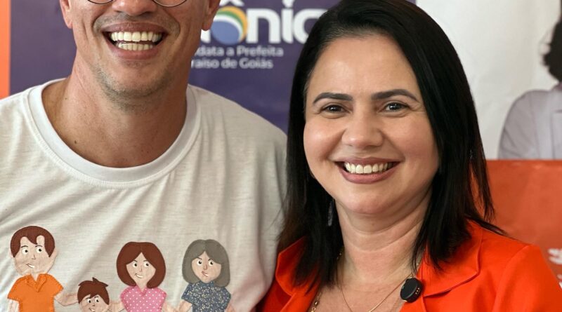 Em coletiva de imprensa, Maria Yvelônia apresentou Marcelo Sorriso como seu candidato a vice-prefeito de Valparaíso de Goiás pelo partido Solidariedade. Dedicado e defensor da inclusão social, ele é um excelente gestor, cristão e compartilha os mesmos valores que eu., explicou