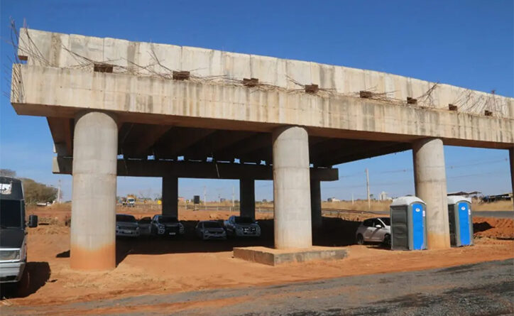 Viadutos em Formosa: investimento do governo federal no projeto é de R$ 192 milhões e também contempla a duplicação de 12 km da rodovia (Foto: Jota Eurípedes)