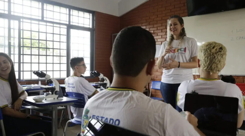 Aulas na rede estadual começam no dia 20 de janeiro, com unidades de ensino preparadas para receber cerca de 500 mil estudantes (Foto: André Saddi)