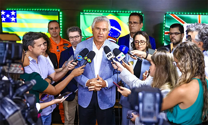 “Seremos um exército fazendo um verdadeiro mutirão contra a dengue para diminuir a incidência dessa doença”, disse Caiado (Foto: Romullo Carvalho e Wesley Costa)