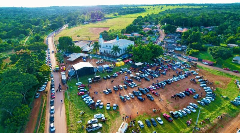 Evento reuniu população e autoridades em um momento de fé e tradição