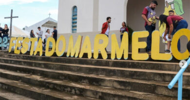 A tradicional Festa do Marmelo de Cidade Ocidental teve início neste sábado