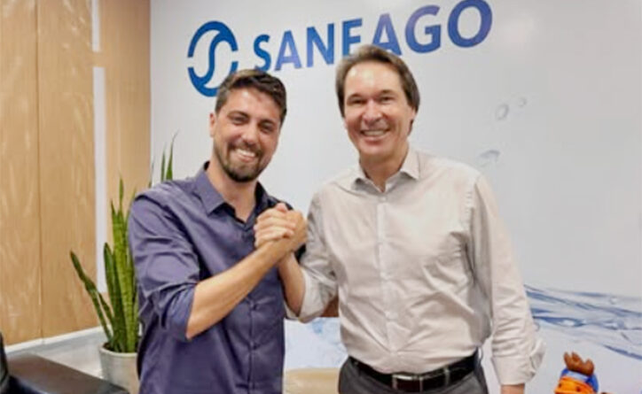 Prefeito Marcus Vinicius e Ricardo Soavinski, diretor-presidente da SANEAGO, na sede da companhia.