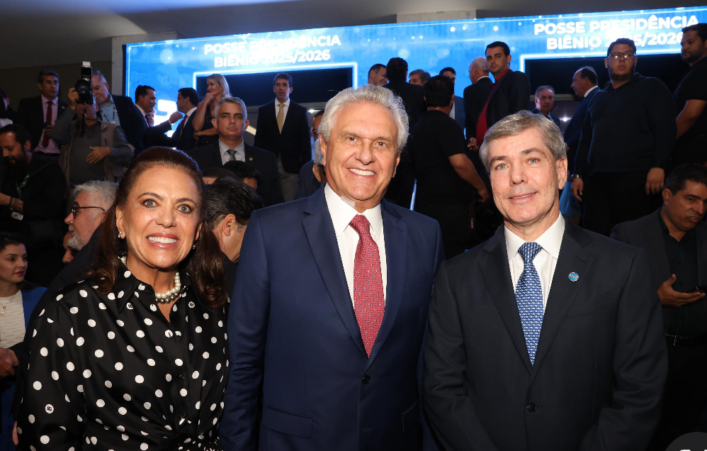 Gracinha Caiado, Ronaldo Caiado e André Rocha (Foto: Secom)