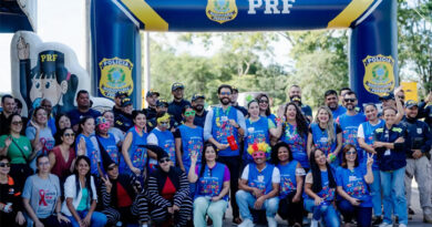 Durante a ação, foram distribuídos folhetos informativos, preservativos masculinos e femininos, além de autotestes de HIV (Foto: Iron Braz)