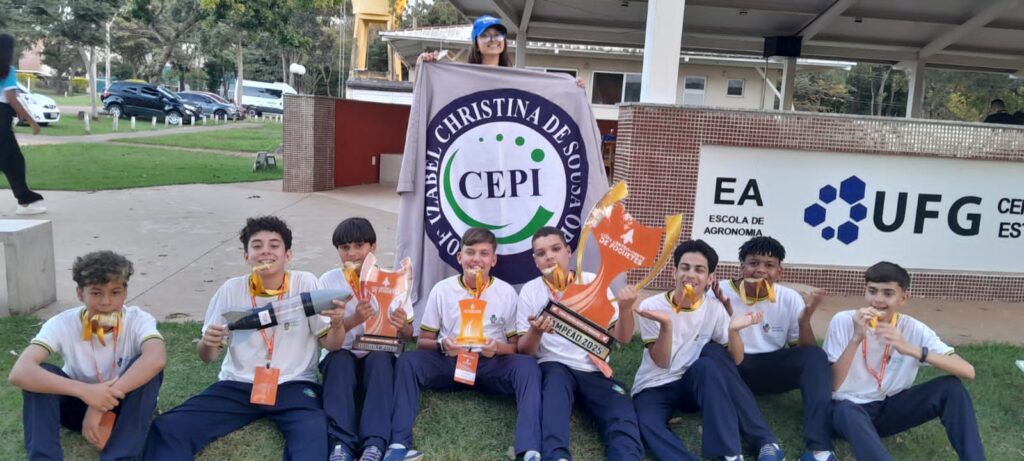 O secretário do Entorno do DF, Pábio Mossoró, parabenizou a conquista do corpo educacional em expandir as fronteiras curriculares dos estudantes. Foto: Arquivo Pessoal