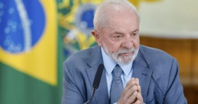 Lula cumprimenta novo papa e pede continuidade do legado de Francisco. (Foto: Reprodução)