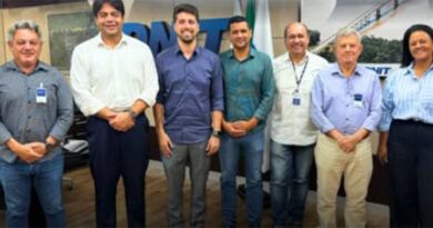 O prefeito Marcus Vinicius esteve nesta terça-feira (6), em Brasília para uma audiência no Departamento Nacional de Infraestrutura de Transportes (DNIT)