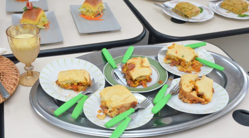 Receitas devem priorizar alimentos in natura ou minimamente processados, respeitando as necessidades nutricionais dos estudantes (Foto: Seduc)