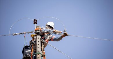 "Desligamentos programados fazem parte do plano de reconstrução da rede elétrica"