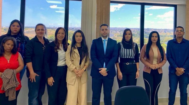 A atividade teve caráter multidisciplinar e em rede