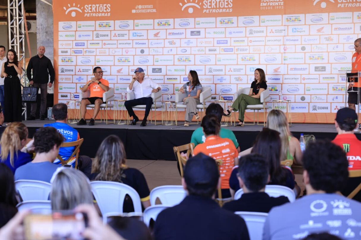 Coletiva de lançamento foi realizada no mezanino do Estádio Serra Dourada (Foto: André Saddi/Secom)