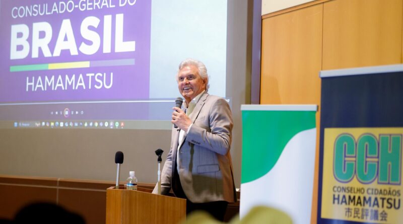 Caiado sublinhou que Goiás ocupa primeira posição nacional na educação, tendo se tornado referência na área, e que investe massivamente em tecnologia (Fotos: Junior Guimarães)