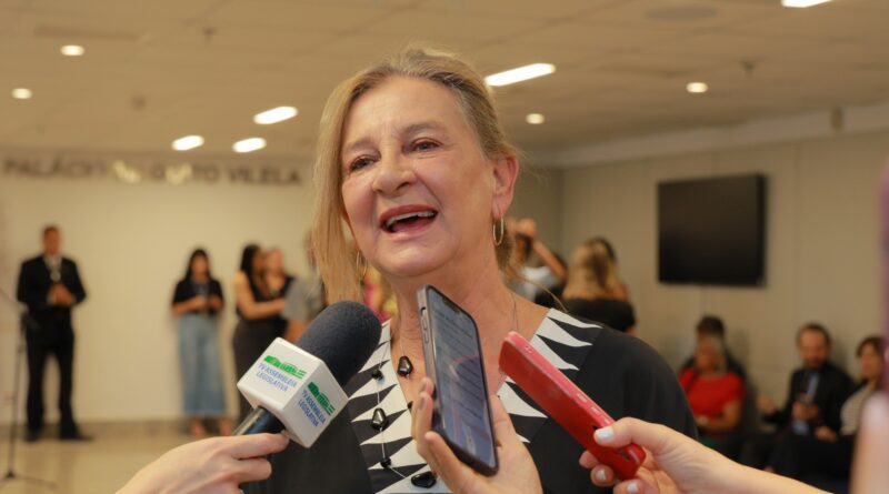 Depútada Dra Zeli presta conta dos seis primeiros meses de mandato de 2025