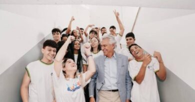 A rede estadual de Educação em Goiás recebeu quatro prêmios e foi reconhecida como a melhor do país no ensino médio