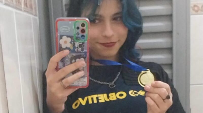 Sofia Linhares é de São Luís de Montes Belos (GO)