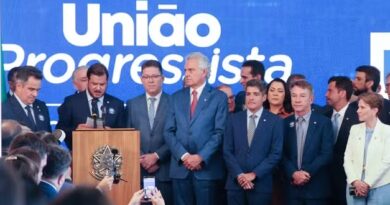 Evento de anúncio da federação entre União e PP (Foto: Renato Araújo/Câmara dos Deputados)