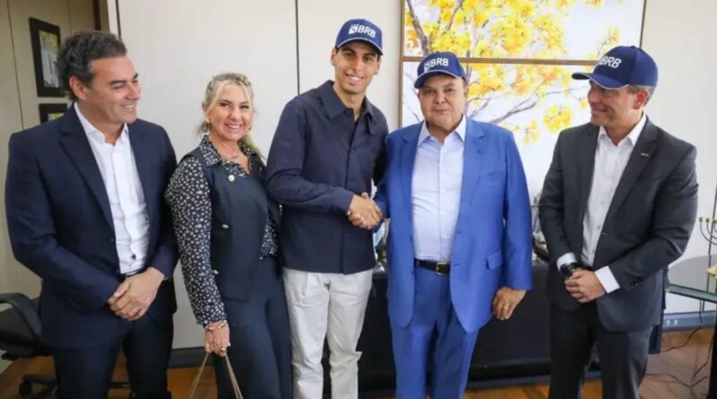O governador Ibaneis Rocha anunciou a reabertura do Autódromo de Brasília em 30 de novembro, com uma corrida da Stock Car,